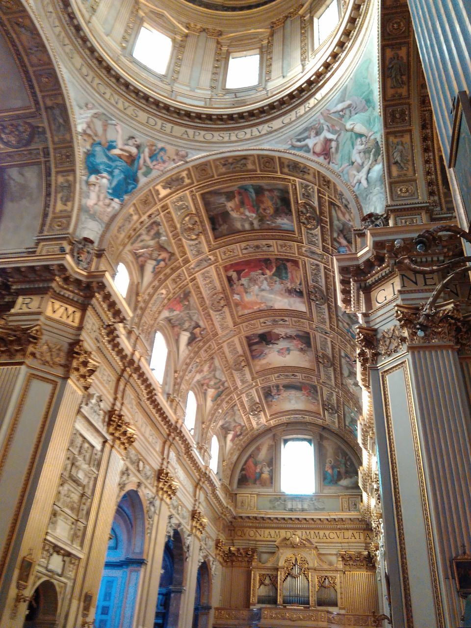 Photo of Inside the Most Beautiful Church In World - St. Peter's Basilica 12/15 by Pratik Goel