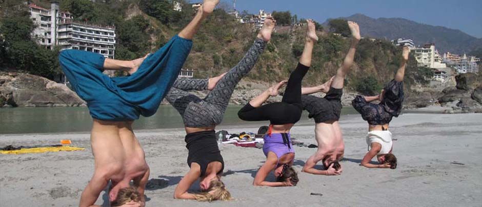 Photo of Rishikesh - Psychedelic Ganga 3/22 by Pratik Goel