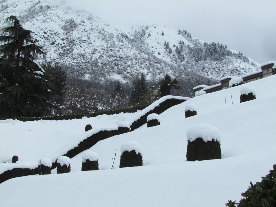 Photo of Srinagar in Snow - World's Most Beautiful City 5/20 by Pratik Goel