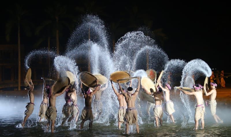 Photo of Best Stage Shows Across The World That are Worth Your Money 19/30 by Pratik Goel