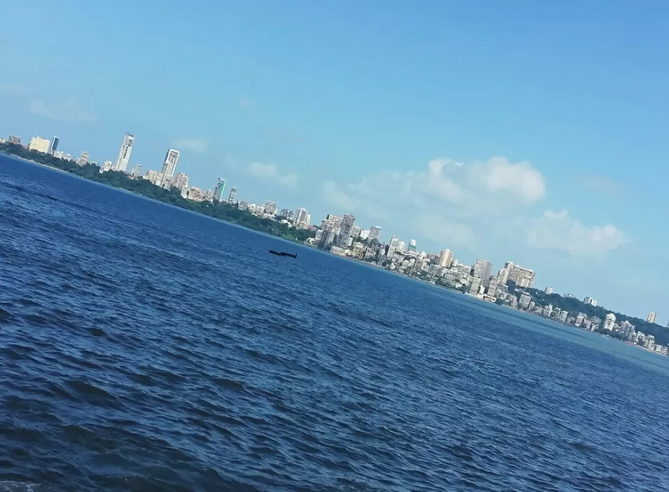 Photo of Mumbai, Maharashtra, India by Naini Shah (DateWithMountains)