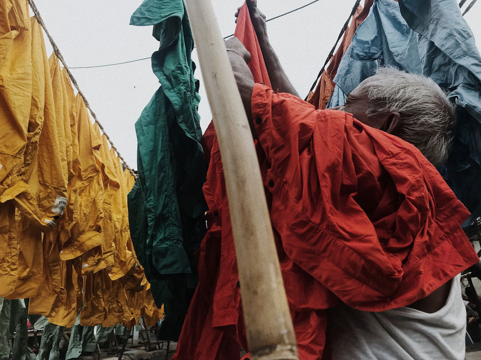 Photo of Mahalakshmi Station Bridge, Dhobi Ghat, Shanti Nagar, Mahalakshmi, Mumbai, Maharashtra, India by Mangeshi Dronkar