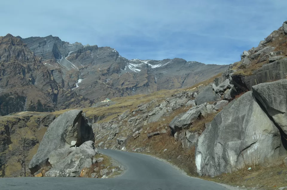 Photo of Rohtang Pass, Lahaul And Spiti, Himachal Pradesh, India by Vibhuti Sharma
