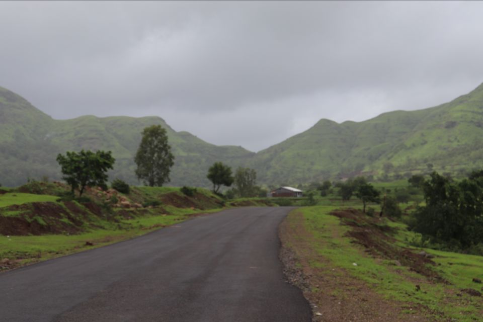 Photo of Malshej Ghat, Maharashtra by arya kaushal