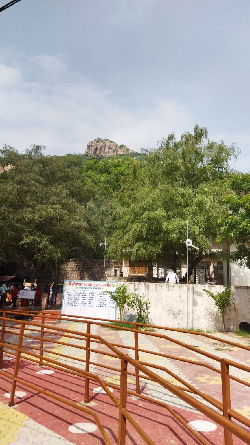 Photo of सुंधामाताजी (जालौर) आए तो इस स्थान पर जाना न भूले - खोडेश्वर महादेव मन्दिर जाविया by Narendra Naresh Dabi