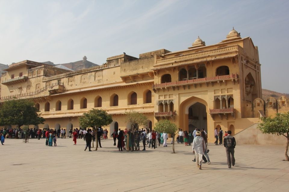 Photo of A day at Amer Fort: The most amazing fort of Jaipur 8/24 by anirudhsingh