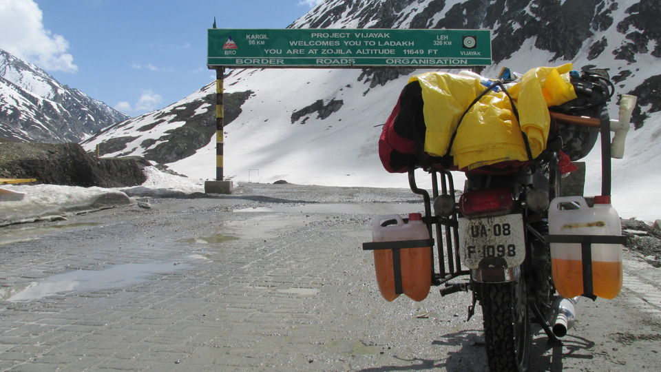 Photo of Get Leh'd: Broken Moonland 3/40 by JIVESH