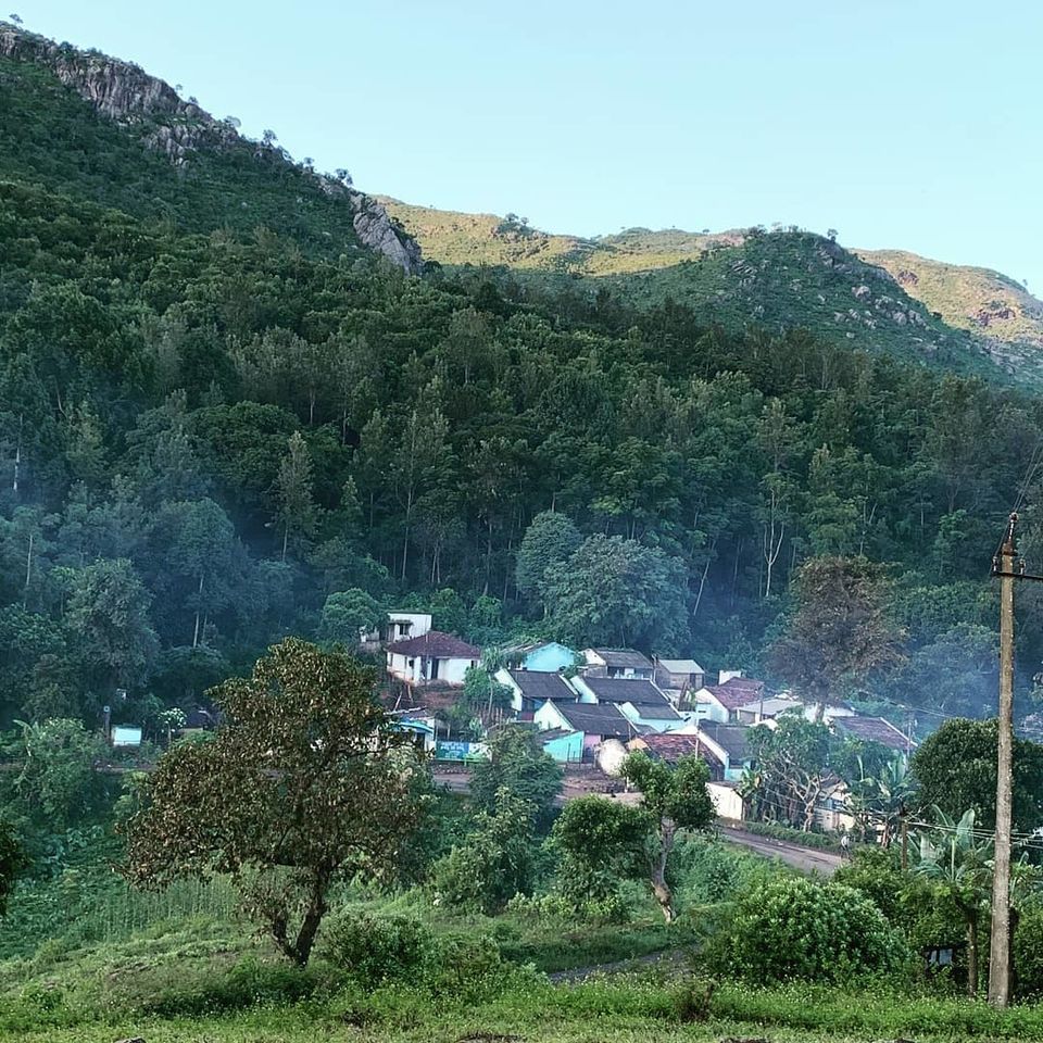 Photo of Tyda Bus Stop, Araku - Visakhapatnam Road, Andhra Pradesh, India by Lal Chand