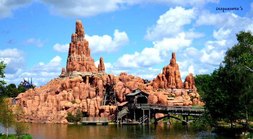 Photo of Disneyland Paris, Marne-la-Vallée, France by Indu Wary