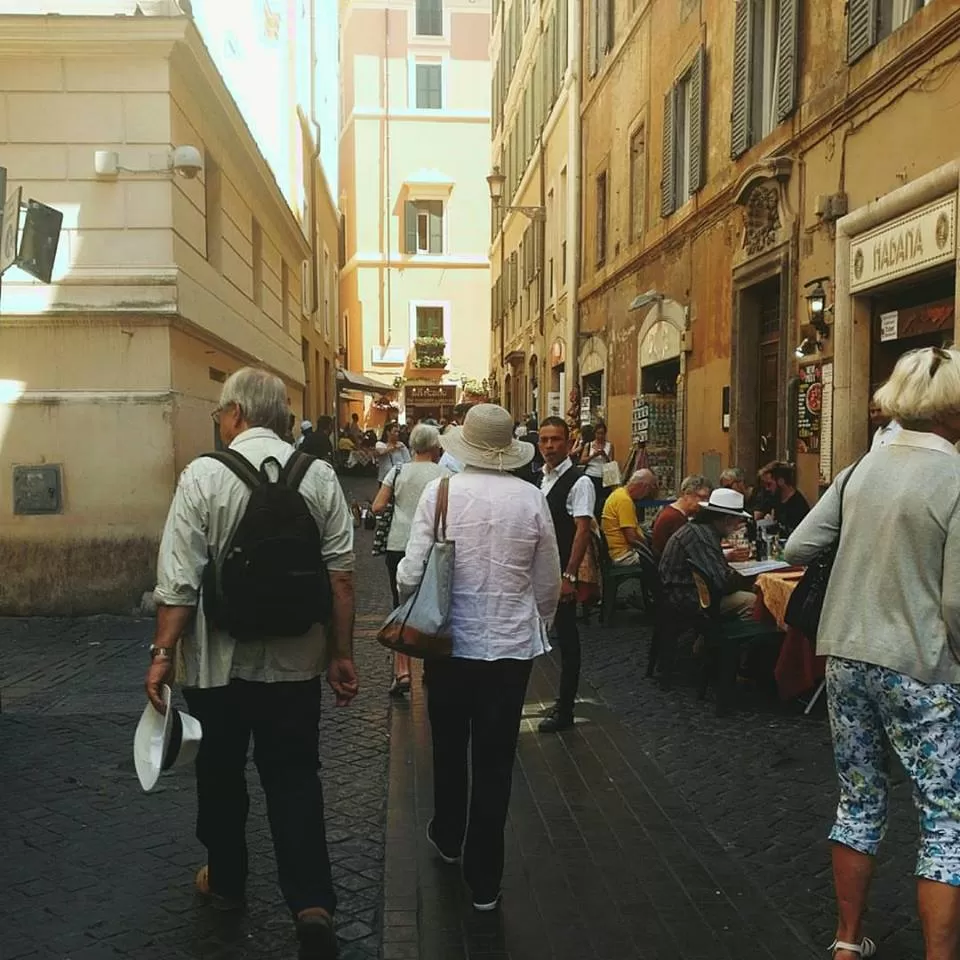 Photo of Rome, Metropolitan City of Rome, Italy by Indu Wary