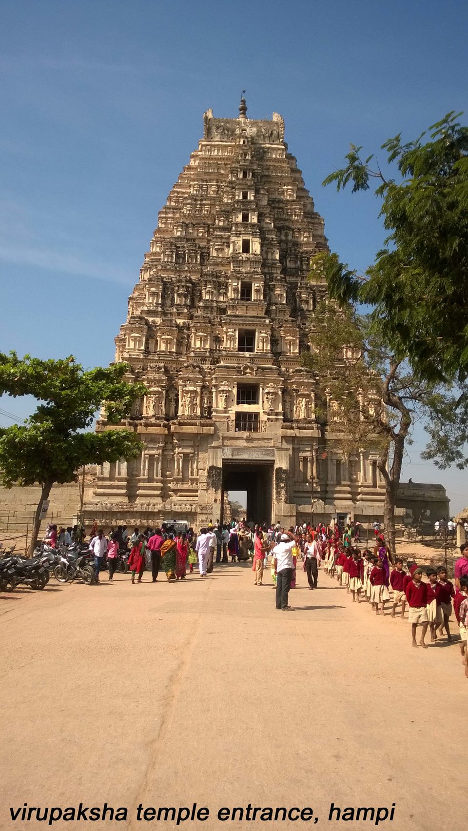 Photo of A Hampi New Year 2016 11/21 by Sambhav Poddar
