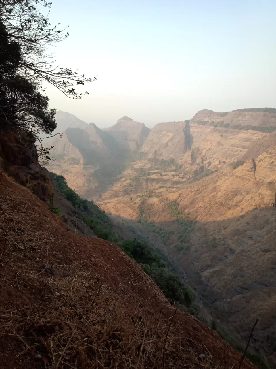 Photo of Matheran Hill Station by Amit Ratnani