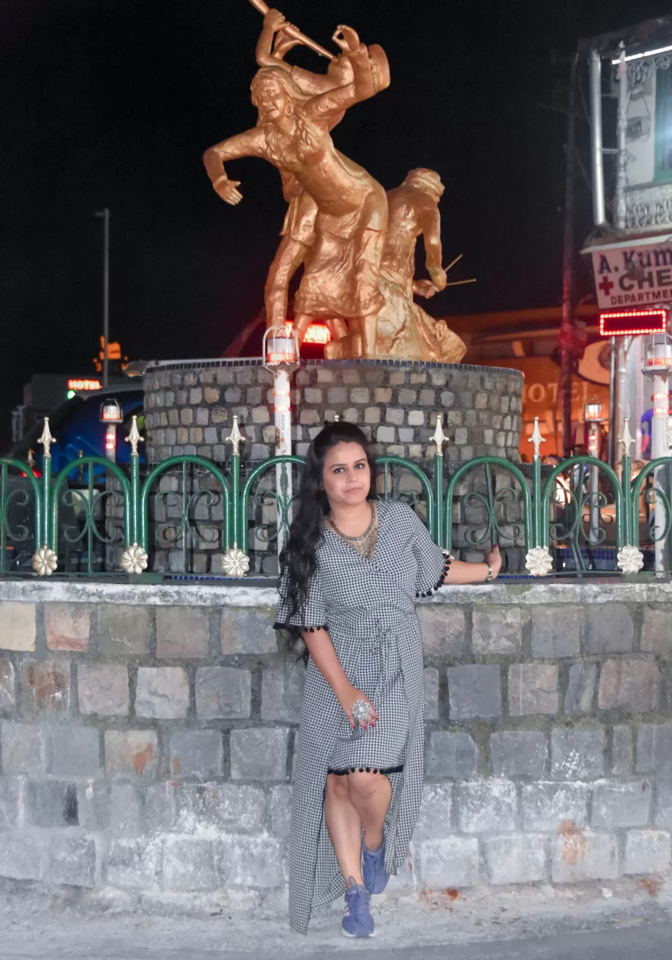Photo of Mall Road Mussoorie, Jhula Ghar, The Mall Road, Mussoorie, Uttarakhand, India by Misstalkaholic
