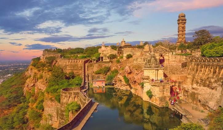 Photo of Chittorgarh Fort: A Dawn Adventure! by Jatin karotra