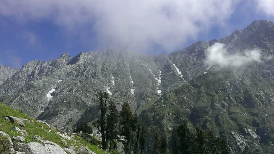 Photo of Nag Dal, Nausara, Himachal Pradesh, India by Pritha Puri