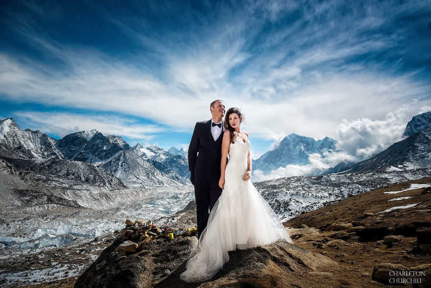 Photo of This Adventure-Couple Did Something That Others Can Only Dream Of... They Got Married At Everest! 1/1 by Pritha Puri