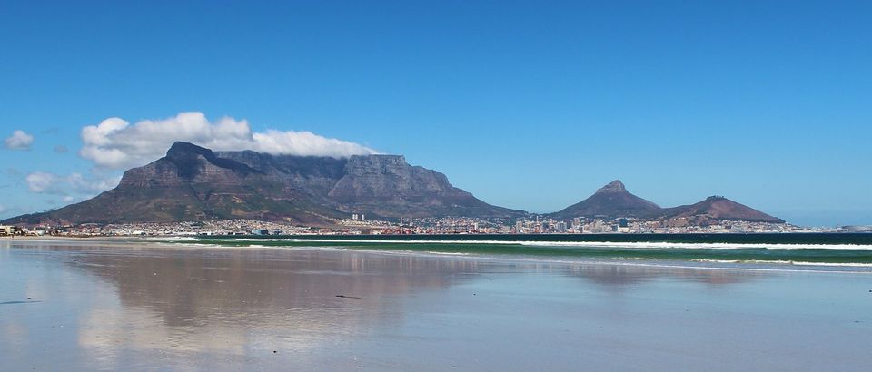 Photo of 48 hours in Cape Town: Here what you should do by Amrita (Tale of 2 Backpackers)