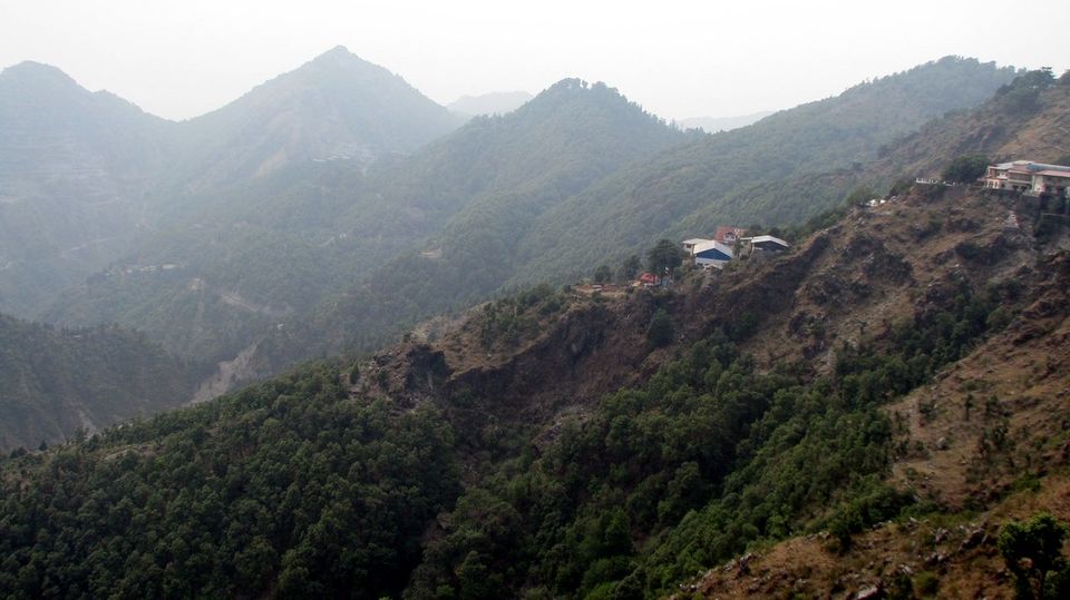 Photo of Trekking through this offbeat trail was the best thing I did in Mussourie by Amrita & Agni
