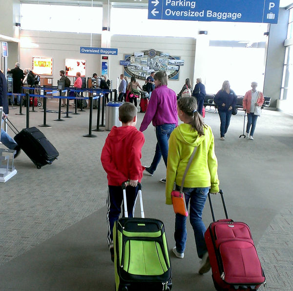 Photo of 10 Reasons Why Traveling With Your Siblings Is The Best Way To Reconnect As Grown Ups 1/8 by Gunjan Upreti