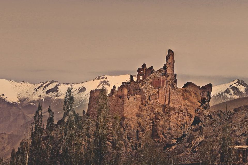 Photo of 10 Incredibly Ancient Indian Monuments You Probably Didn't Know Existed by Gunjan Upreti