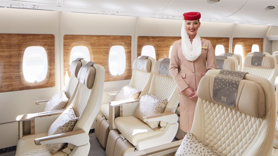 Photo of This Man Flew Alone From Mumbai To Dubai By Paying Only ₹18,000 2/2 by Gunjan Upreti