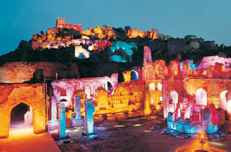 Photo of A Guide to the Best Hyderabad Attractions from a Tourist Point of a View 3/27 by Gunjan Upreti