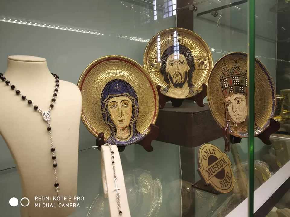 Photo of Sultan Ahmet Mahallesi, Hagia Sophia Museum, Ayasofya Meydanı, Fatih/Istanbul, Turkey by Greema Joy