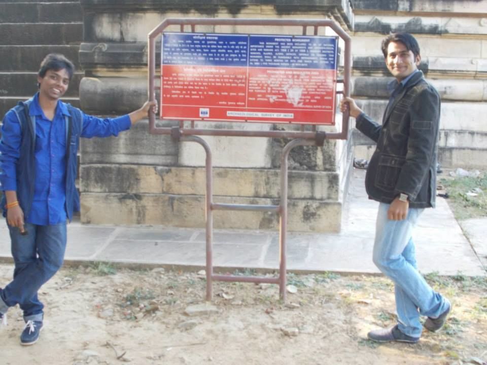 Photo of Incredible Madhya Pradesh - II (Trip to Kakanmath) 10/13 by Mayank Pandeyz (with floating shoes)