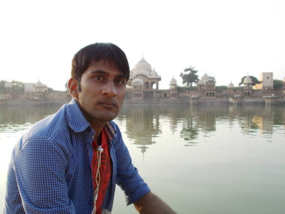 Photo of Lost my heart in Govardhan 10/14 by Mayank Pandeyz (with floating shoes)