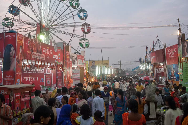 Photo of Mela Ground, Gwalior, Madhya Pradesh, India by Mayank Pandeyz (with floating shoes)
