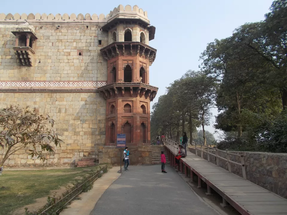 Photo of Purana Qila, Mathura Road, New Delhi, Delhi, India by Mayank Pandeyz (with floating shoes)