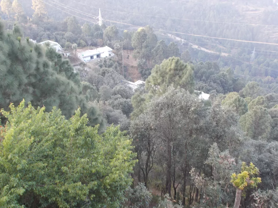Photo of Chamba, Uttarakhand, India by Mayank Pandeyz (with floating shoes)