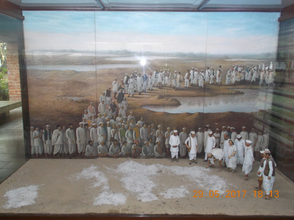 Photo of A short trip to Ahmedabad by Mayank Pandeyz (with floating shoes)