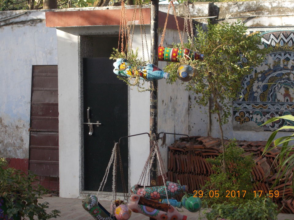 Photo of A short trip to Ahmedabad by Mayank Pandeyz (with floating shoes)