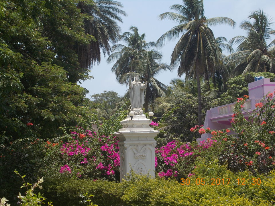 Photo of Do the Diu by Mayank Pandeyz (with floating shoes)