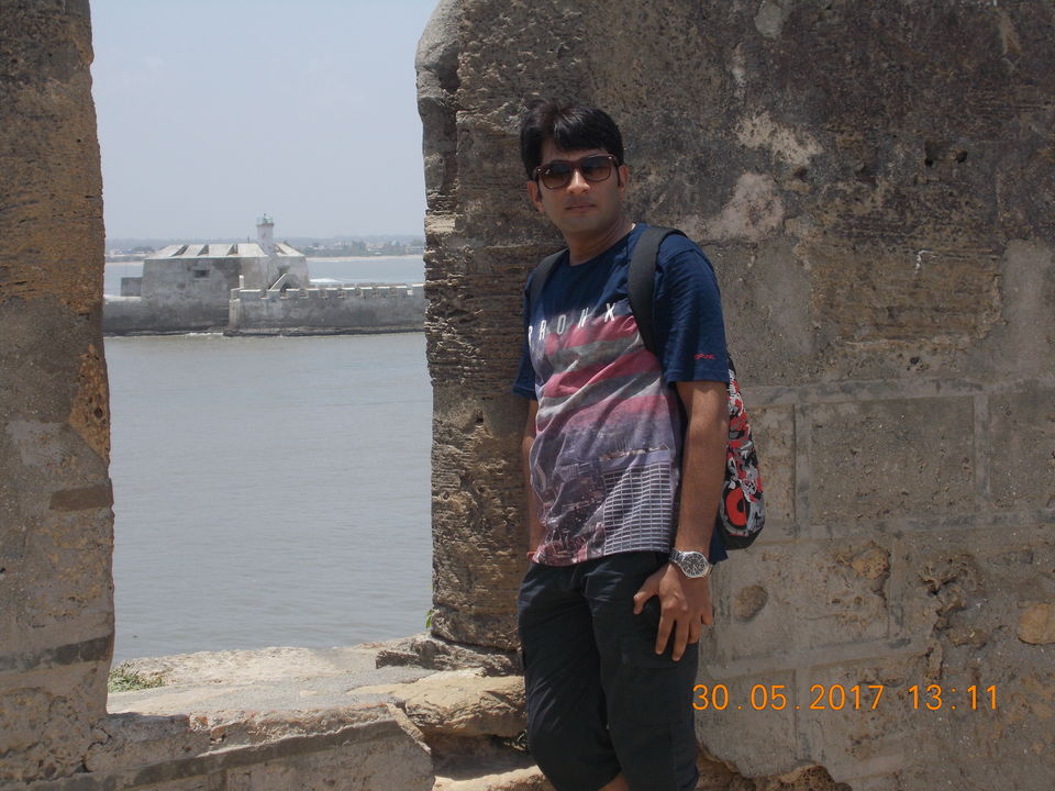 Photo of Do the Diu by Mayank Pandeyz (with floating shoes)