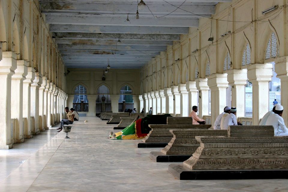 Photo of Mecca Masjid, Ghansi Bazaar, Hyderabad, Telangana, India by Aamir