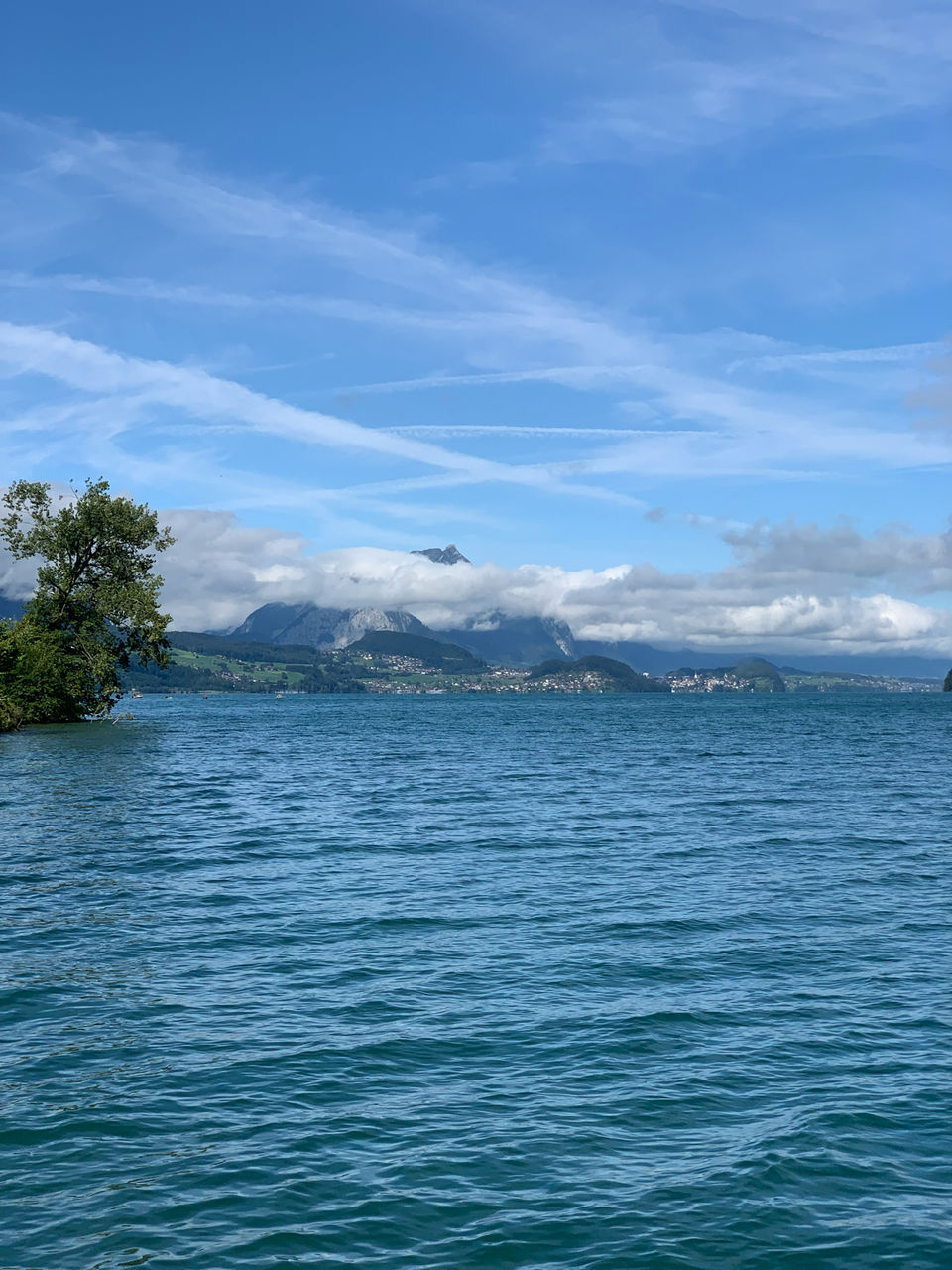 Photo of Thun, Switzerland by Talataki