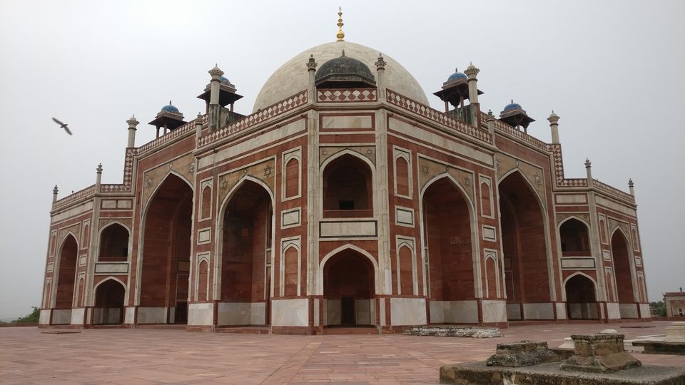 Photo of Humayun's Tomb: Remarkable Beauty with Architectural Brilliance 2/3 by onkar patel