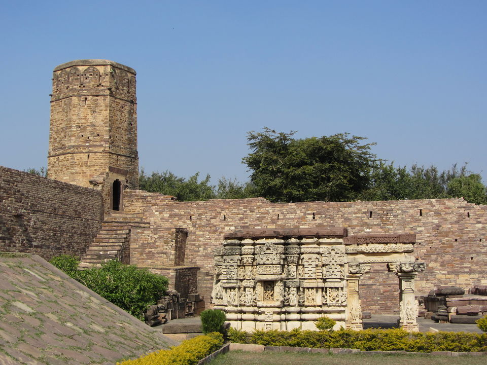 Photo of Surwaya, Madhya Pradesh, India by Sanchari Banerjee