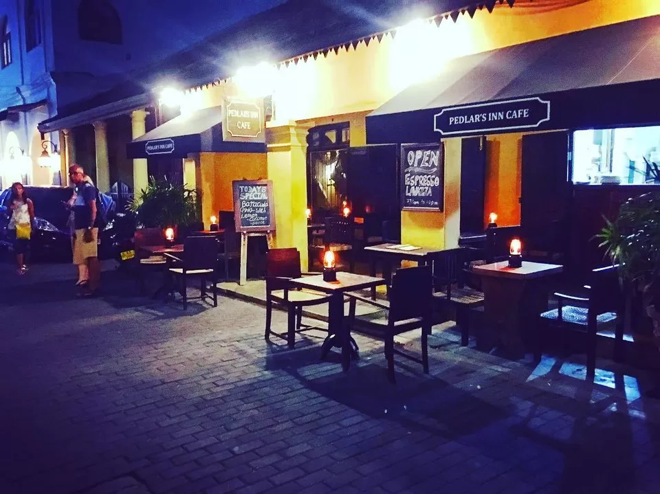 Photo of Pedlar's Inn Cafe and Restaurant, Pedlar Street, Galle, Sri Lanka by Mallika Hatimuria