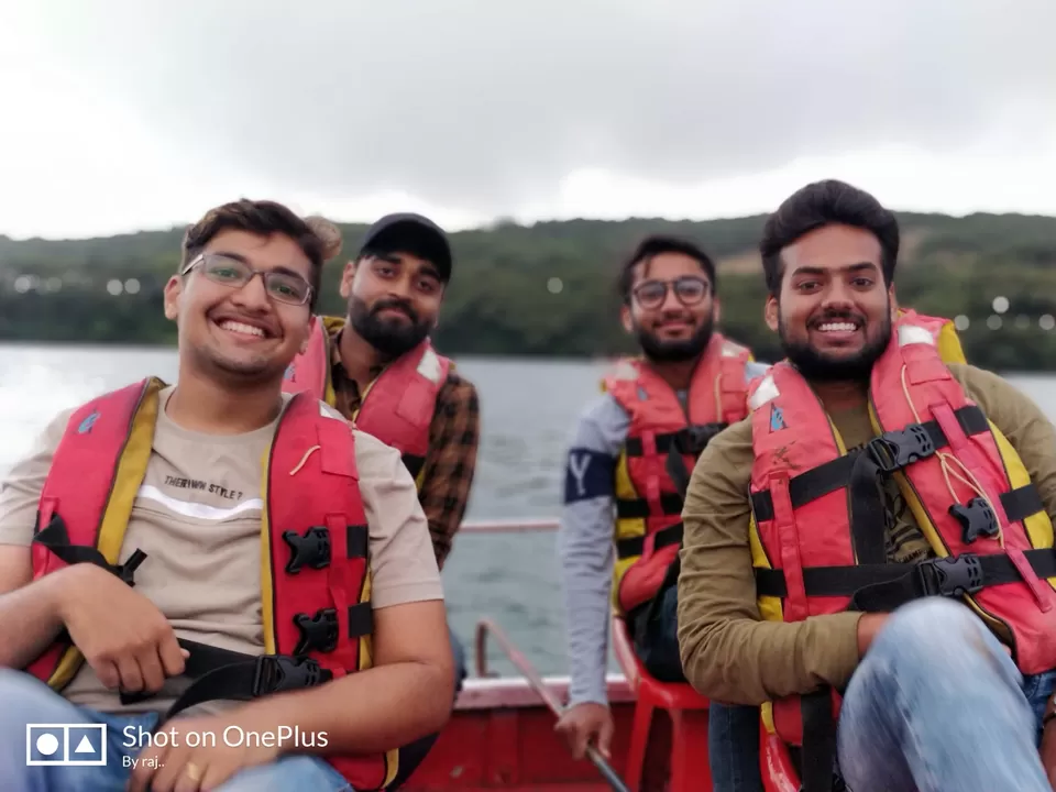 Photo of Mahabaleshwar, Maharashtra, India by Amey Bhandari