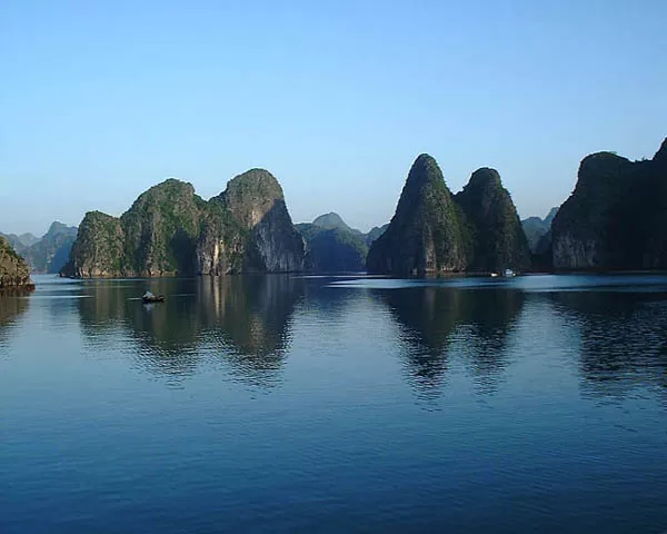 Photo of Halong Bay Vietnam, Hàng Bạc, Hanoi, Vietnam by Mayank Shrivastava
