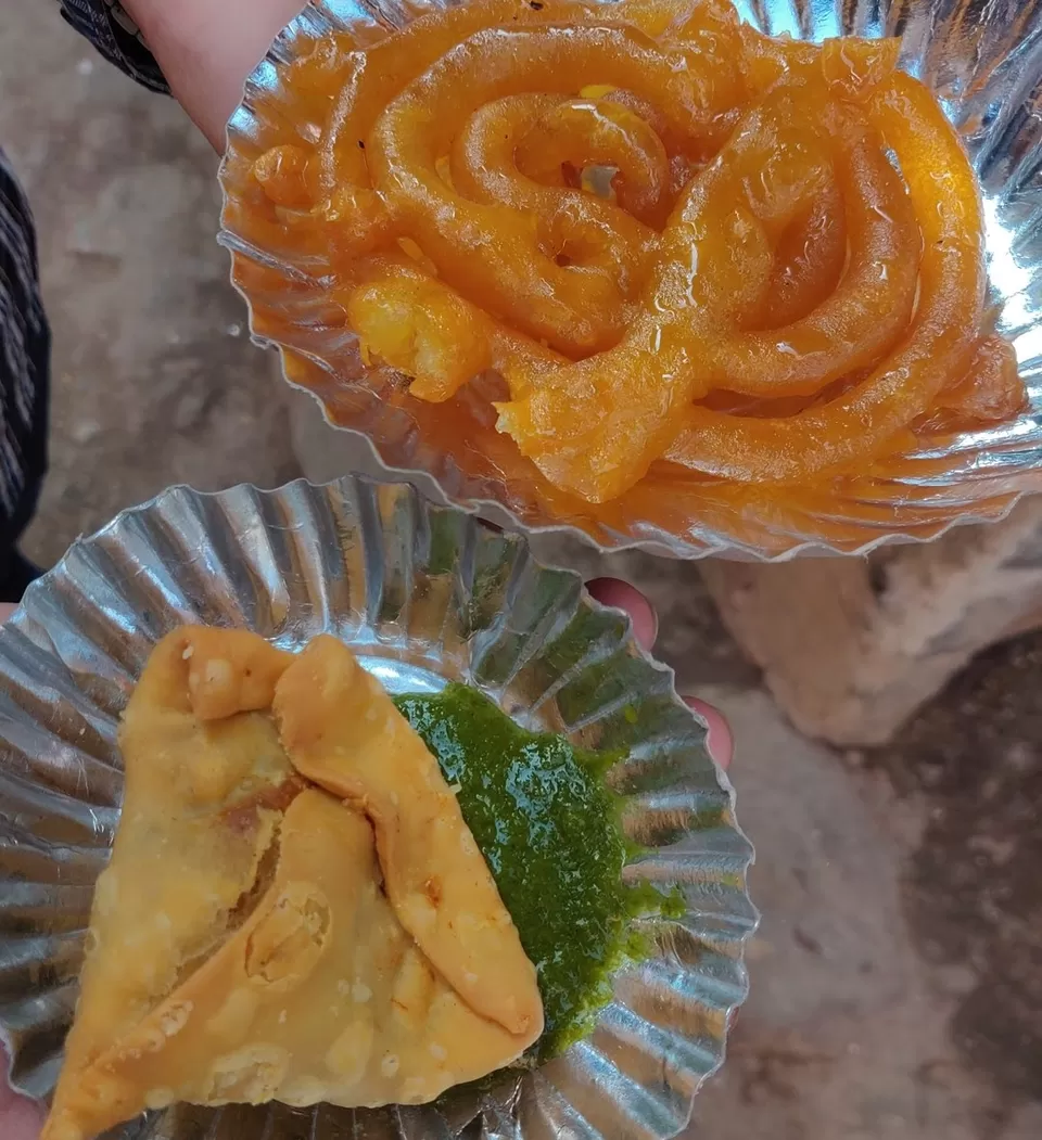 Photo of Old Famous Jalebi Wala, Dariba Kalan Road, opp. Central Baptist Church, Dariba Kalan, Chandni Chowk, New Delhi, Delhi, India by Bhavesh Jain