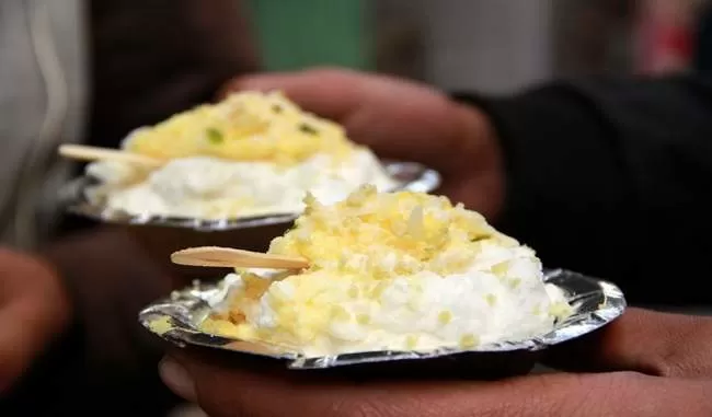 Photo of Khemchand Daulat ki Chaat, Kinari Bazar, Katra Shah N Shah, Old Delhi, Delhi, India by Bhavesh Jain