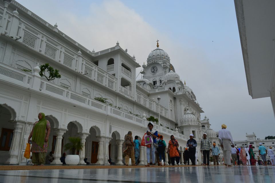 Photo of Golden Temple Road, Jallan Wala Bagh, Katra Ahluwalia, Amritsar, Punjab, India by Mayank Pathak
