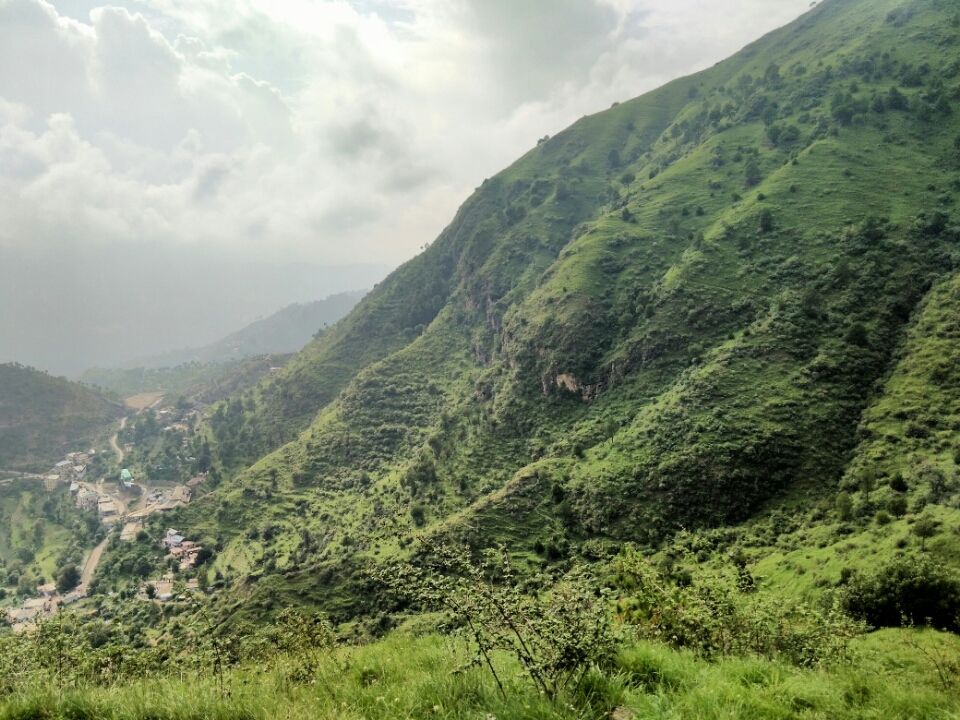 karol tibba trek solan