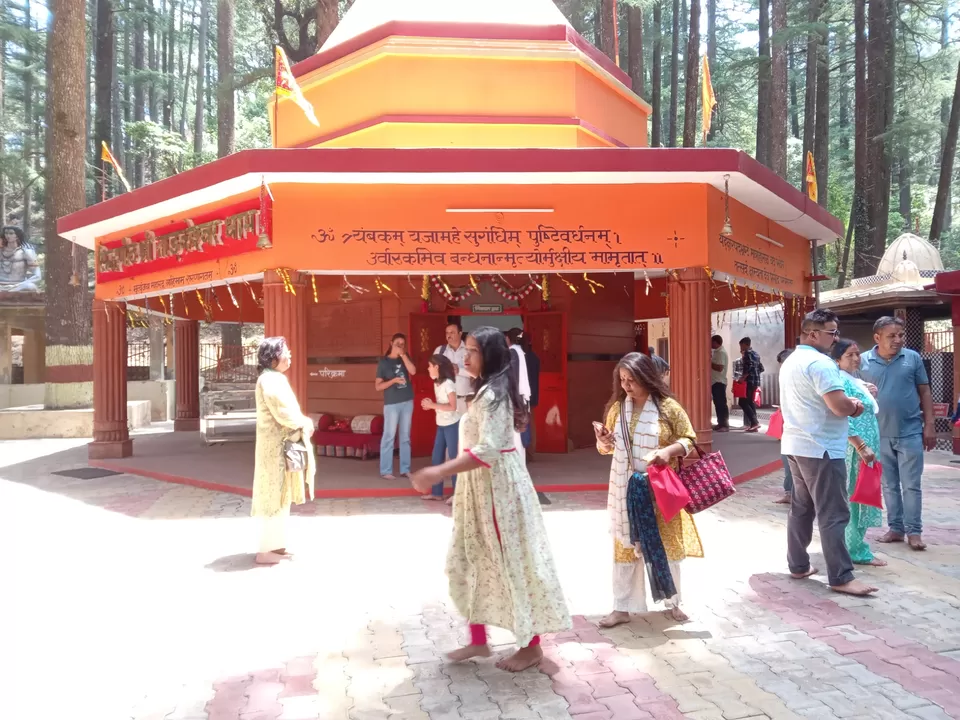 Photo of Tarkeshwar Mahadev Temple by Kanika Mehta