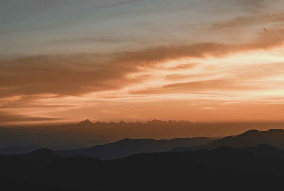 Photo of This Is Why You Must Escape the Crowds and Visit Naina Peak at Night! by Rohan Shahi