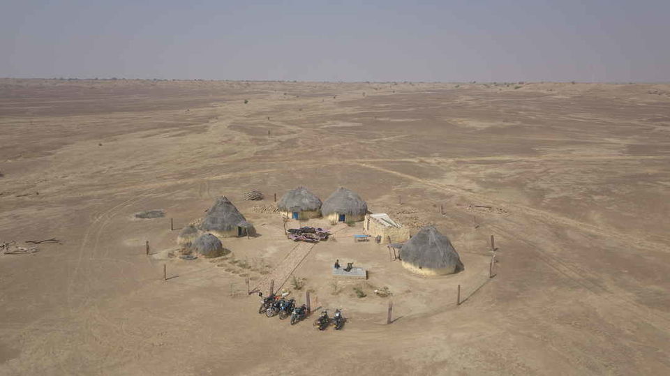 Photo of I Bought 4 Huts in Jaisalmer and This Is How You Can Socially Distance Yourself Here! by Muhd Hidayatullah